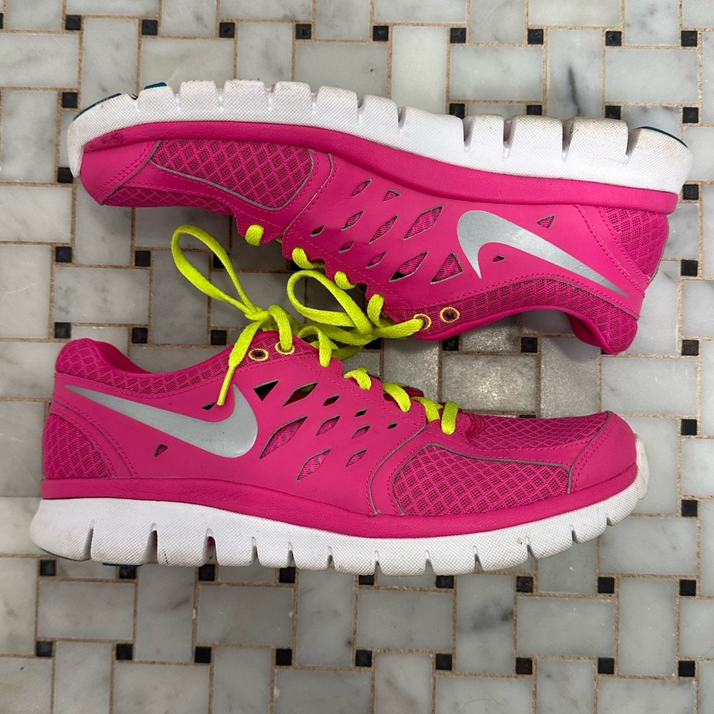 Nike Flex Run Sneakers